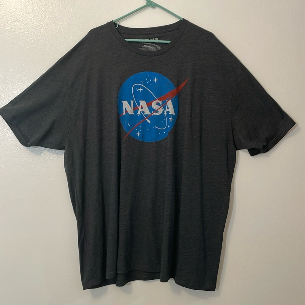 Fifth sun 3xlt charcoal gray NASA t shirt 50% cotton 50% polyester